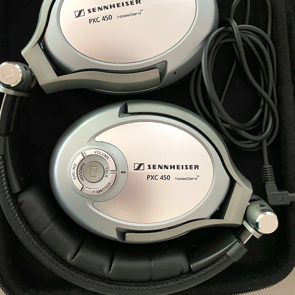 Sennheiser PXC 450 - noise cancelling headphones